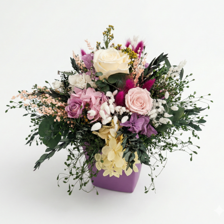 Aranjamente Florale - Aranjament Floral Lila Chic cu Trandafiri Criogenati si Hortensie Stabilizata