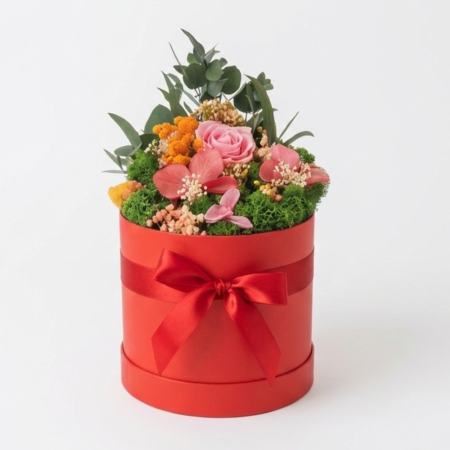 Decorațiuni cu Licheni - Calypso - Aranjament in Cutie Rosie cu Trandafir Criogenat Roz