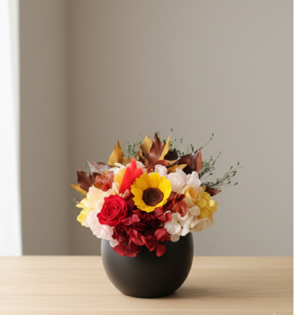Rasarit de Toamna - Aranjament in Vas Negru cu Floarea-Soarelui Criogenata [1]