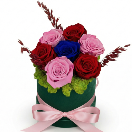 Aranjamente Florale - Trio Regal - Cutie Catifea cu Trandafiri Criogenati Rosii Roz Albastri