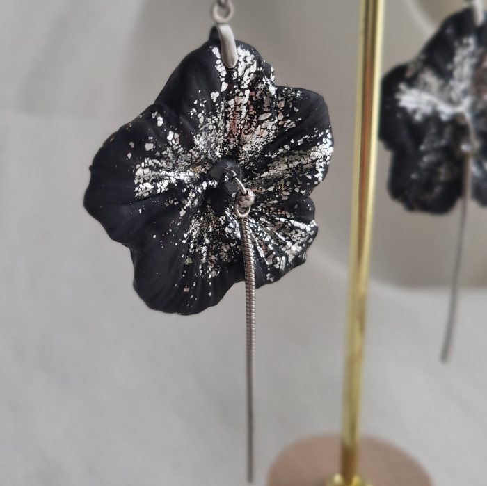 Cercei Eleganță Tropicală Negru cu Argintiu [3]