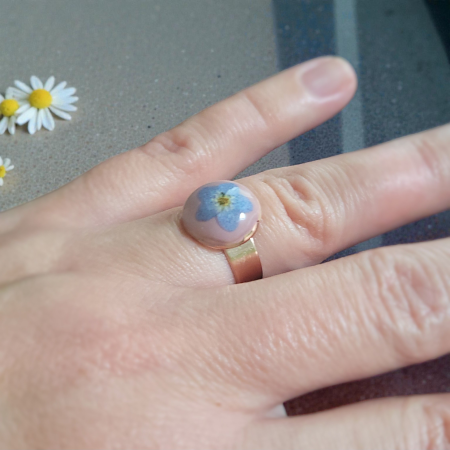 Inel reglabil lut cu floare Nu-Ma-Uita presata [1]