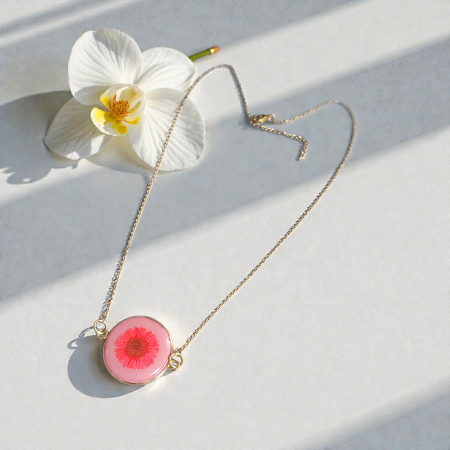 Pandantiv cu floare naturala presata si lant otel inoxidabil [1]