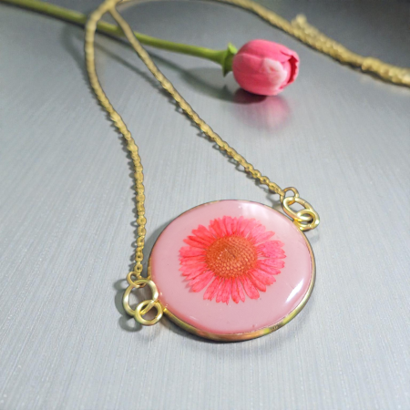 Herbarium - Pandantiv cu floare naturala presata si lant otel inoxidabil