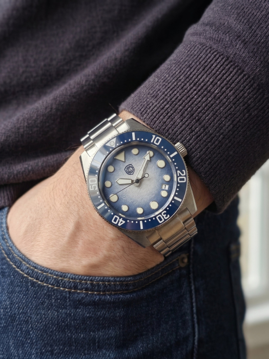 Glacier Blue Diver Custom NH35 40mm [5]