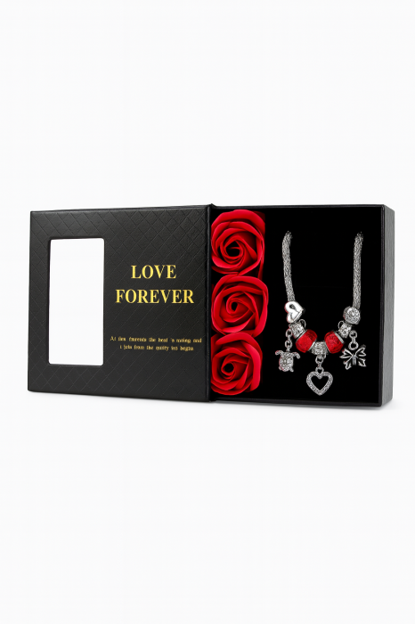 Set Cadou Luxury cu 6 Trandafiri din Sapun si Bratara Surprise + PUNGA Love Forever [1]