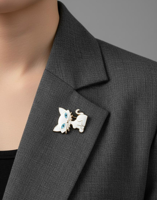 Set 12 brose martisor pisica alba cu ochi albastri 15x9cm [2]