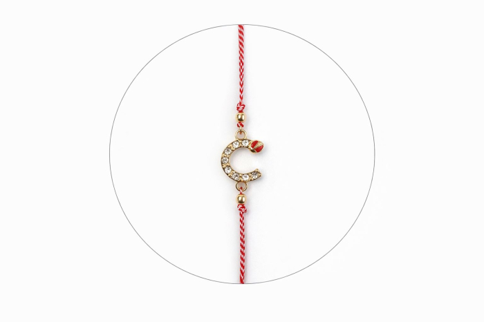 Set 12 bratari martisor cu potcoava stilizata cu strasuri si buburuza, snur rosu alb [4]