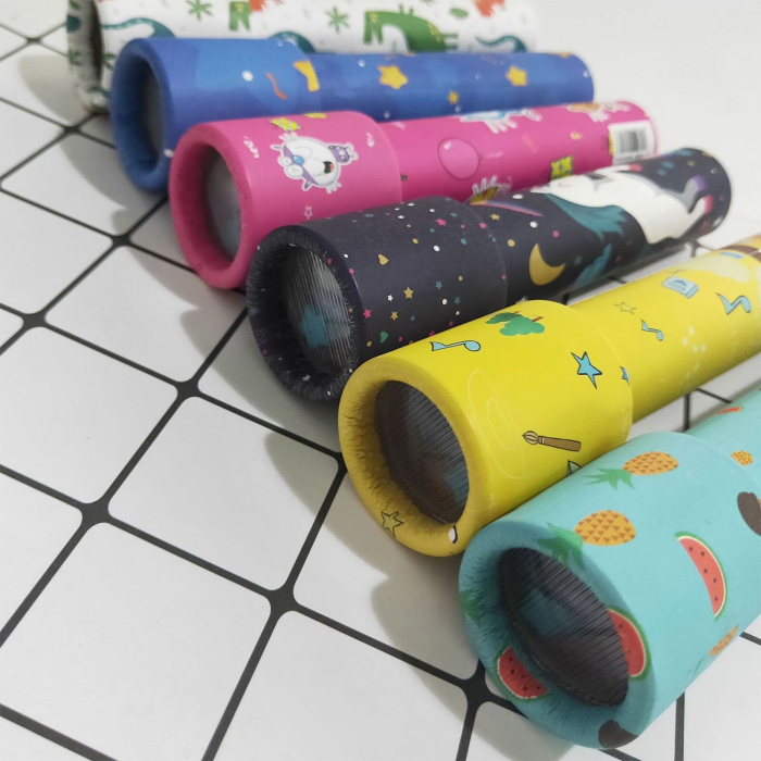 Set de 12 Kaleidoscop pentru copii – modele animale & unicorn, culori mixte [3]