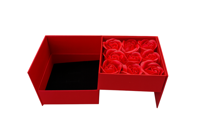 Cutie cadou 11x11x9.5 cm cu 9 trandafiri de sapun rosii, aranjament elegant Forever Love [4]
