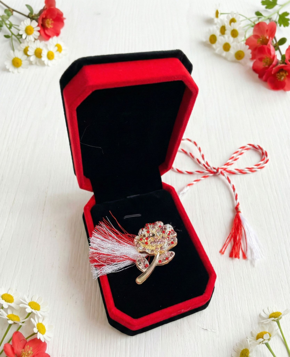 Brosa trandafir auriu cu strasuri, martisor, cutie catifea 10x7x3 cm [2]