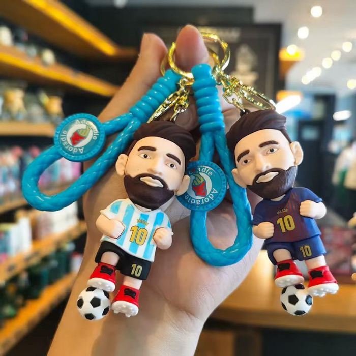 Breloc Fotbalist 3D cu Numar 10 – Figurina din Silicon cu Echipament National si de Club, Accesoriu pentru Fani si Colectii,  [4]