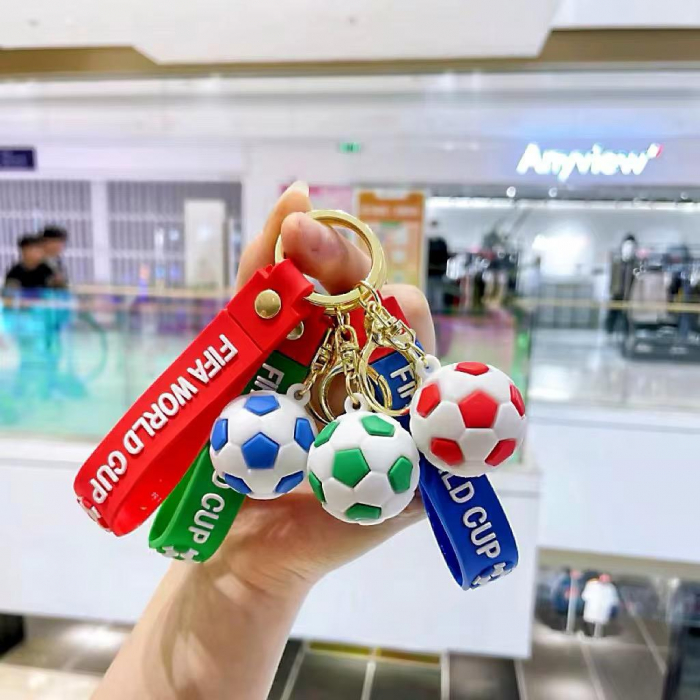 Breloc Minge de Fotbal 3D – Accesoriu Sport Colorat pentru Chei, Ghiozdan sau Rucsac,  [2]