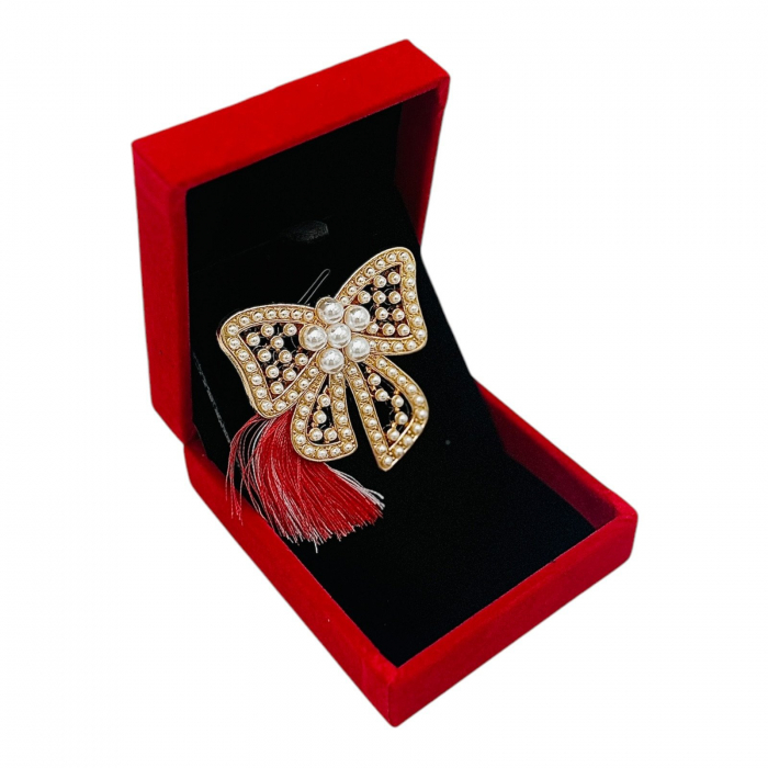 Brosa Fundita de Lux cu Perle si Ciucure Rosu pentru Martisor, in Cutie Catifelata Premium -   [4]