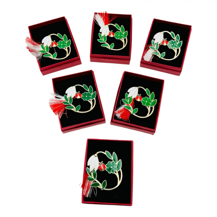Brosa Martisor Ghiocel Norocos, marime mare, ambalata in cutie rosie, 8.5×6.5×2.5cm,   [5]