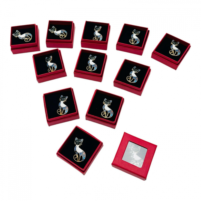 Brosa Martisor in cutiuta cu fereastra, 5×5cm, Pisicuta Simpatica, model 2025,   [4]