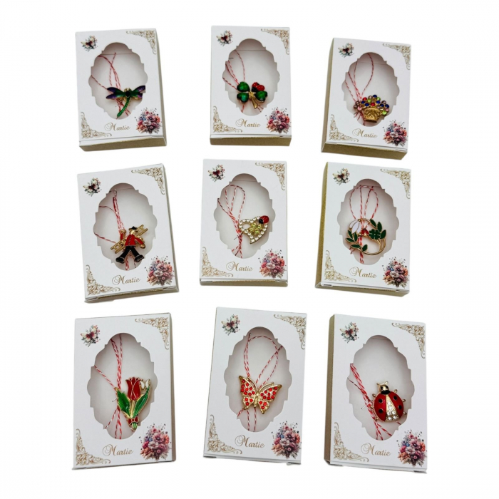 Brosa Martisor in cutiuta cu floricele, modele combinate, 8.5×6cm,   [3]