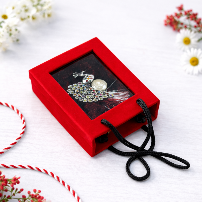 Brosa Paun Martisor cu Strasuri Multicolore si Perla Sidefata in Cutie Eleganta [2]