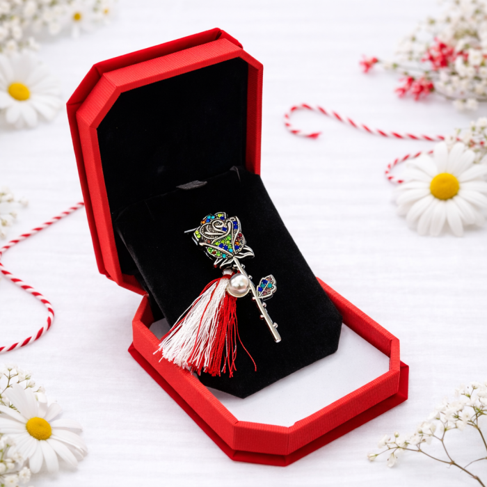 Brosa trandafir martisor cu strasuri multicolore in cutie de catifea [2]