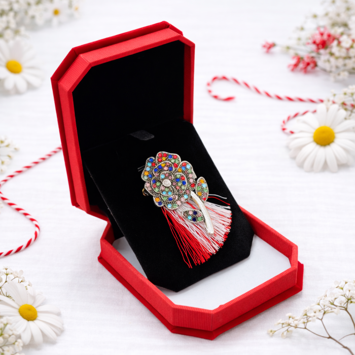 Brosa trandafir martisor cu strasuri multicolore in cutie de catifea [2]