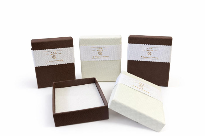 Cutie cadou pentru Martisor, text Martie, 8.5x6x3 cm, Ivoire / Maro [4]