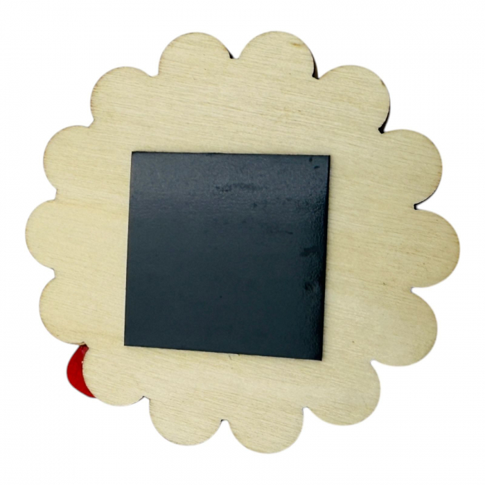 Decoratiune din lemn cu magnet, 1 MARTIE, diverse culori, forma de floare, 6.5×6.5cm,   [4]