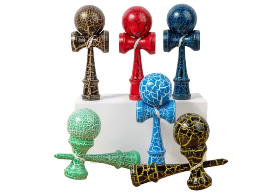 Kendama din lemn 18 cm – model clasic cu design crapat, suprafata antialunecare, culori mixate [1]