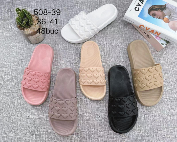 Papuci Dama Marimi 36-41 – Design Cu Inimioare Reliefate, Talpa Moale si Confortabila, Culori Combinate pentru Casa sau Vara,  [2]