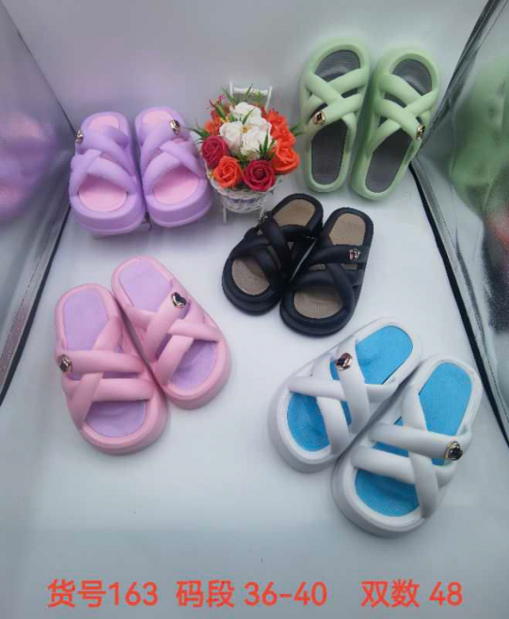 Papuci pentru dama , talpa semi-inalta, model confortabil, diverse culori, marimi 36-41 [2]