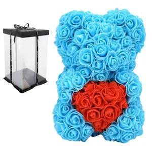 Ursulet decorativ Albastru cu inimioara rosie 23cm din trandafiri spuma si cutie cadou cu panglică - Copie - Copie [1]