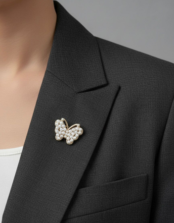 Set 12 brose martisor fluturas auriu cu perlute albe, simbol eleganta si renastere 15x9cm [2]