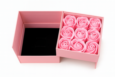 Cutie cadou 11x11x9.5 cm cu 9 trandafiri de sapun roz, aranjament elegant Forever Love [3]