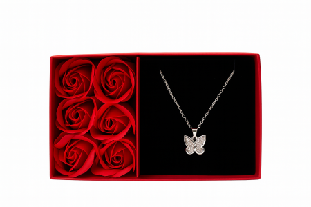 Cutie cadou tip punga 15x9.5x5 cm cu 6 trandafiri de sapun rosii si colier, model Love [1]