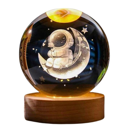 Articole Casa & Decoratiuni Engros - Glob Cristal 3D Astronaut pe Luna cu LED, 10 cm, Baza Lemn, Decor Cosmic