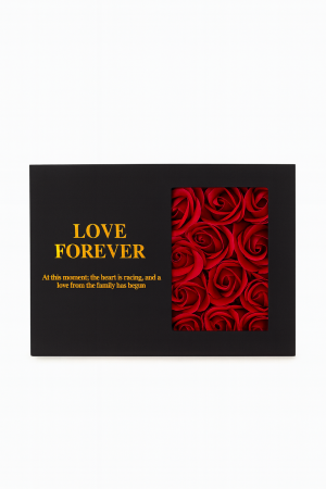 Cutie cadou cu 12 trandafiri artificiali si colier, design Love Forever, negru, 18 x 13 x 5 cm [1]