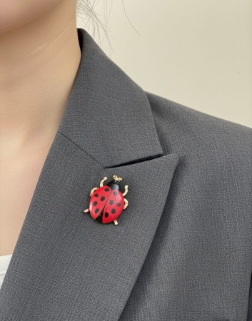 Set 12 brose martisor buburuza rosie norocoasa 15x9cm [2]