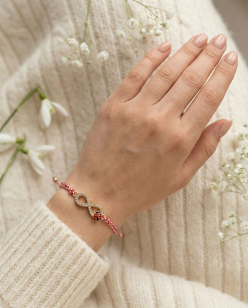 Set 12 bratari martisor infinit auriu cu strasuri si buburuza, snur alb rosu, 20x11cm [2]