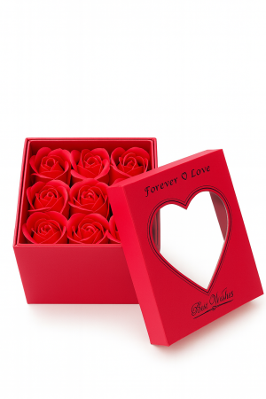 Cutie cadou 11x11x9.5 cm cu 9 trandafiri de sapun rosii, aranjament elegant Forever Love [2]