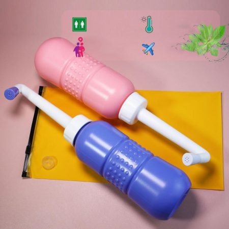 Bideu Portabil pentru Igiena Intima, , pentru Postpartum/ Postoperator, 450 mL, cu Capac si Husa Galbena, 29.5x7 cm, Culoare Recipient Roz [5]