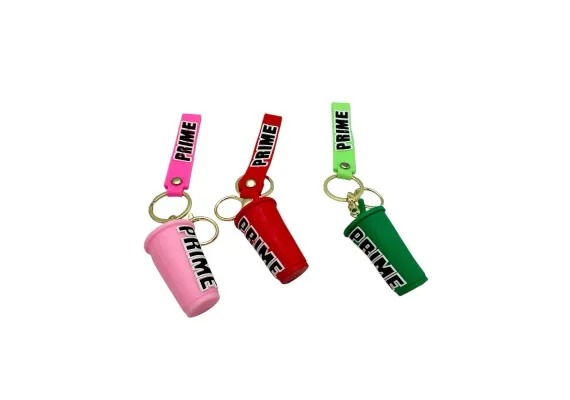 Haine si accesorii Engros - Breloc tip pahar multicolor din silicon – accesoriu trendy si vesel pentru chei sau ghiozdan, 