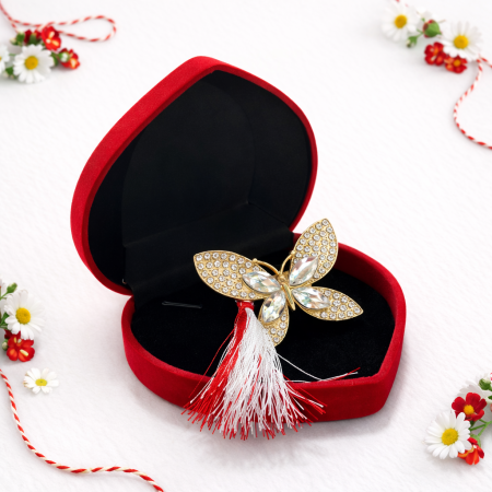 Brosa Fluture Martisor cu Cristale Argintii in Cutie in forma de Inimioara [1]