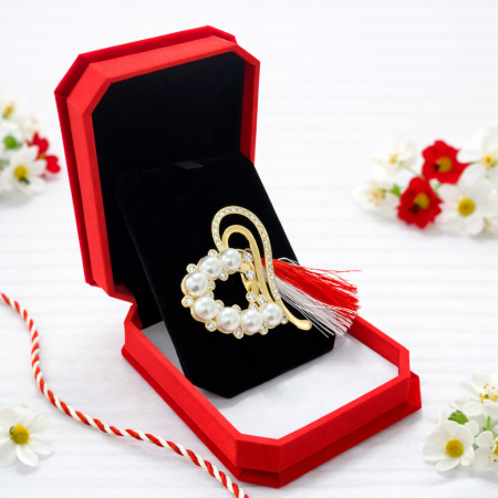 brosa-martisor-inima-perle [1]