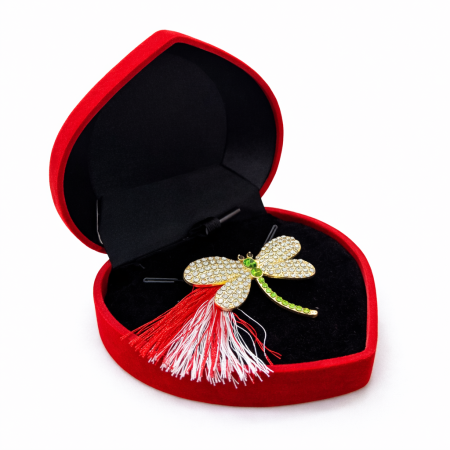 martisor-libelula-cristale-ciucure-alb-rosu [1]