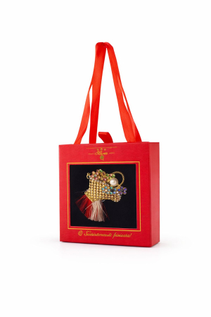 Brosa Martisor 5cm, Geanta cu flori, in cutie gentuta 7x7 cm cu fereastra, cadou 1 Martie [2]