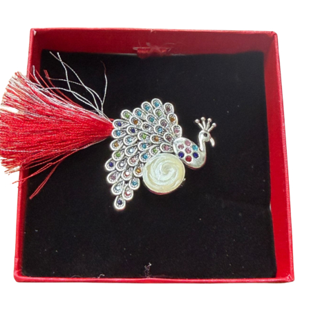 Brosa Paun Martisor cu Strasuri Multicolore si Perla Sidefata in Cutie de Cadou [1]