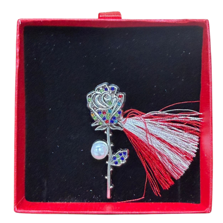 Brosa Trandafir Martisor cu Strasuri Multicolore si Perla Decorativa in Cutie Cadou [1]