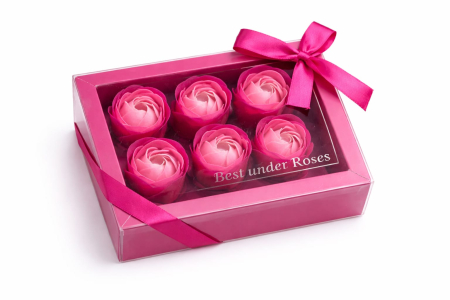 Aranjamente florale si cadouri - Cutie cadou cu 6 trandafiri din spuma 14.5x10x5.5 cm roz pal, cadou primavara