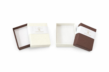 Cutie cadou pentru Martisor, text Martie, 8.5x6x3 cm, Ivoire / Maro [2]