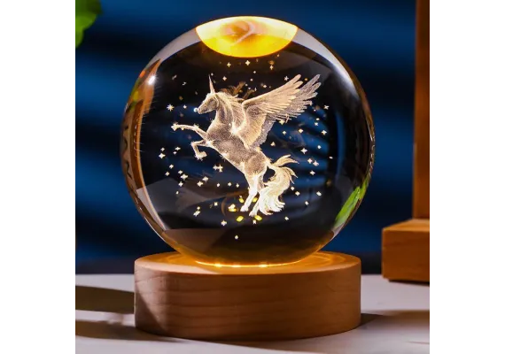 Articole pentru Casa Engros - Lampa de veghe Glob Cristal 3D cu Unicorn, 8cm, lumina calda ambientala, cu baza din lemn, decor elegant si magic pentru dormitor, 