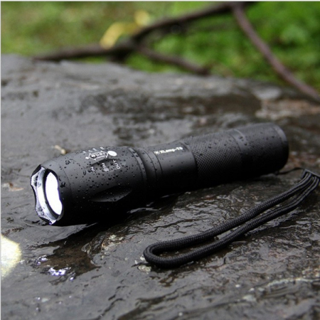 Lanterna Power Bank LED, , Incarcare USB, Raza 300m, 5W, Model T9 Telescopic 14.7 -15.7 cm, Functie Zoom si Incarcare Telefon, Negru [4]